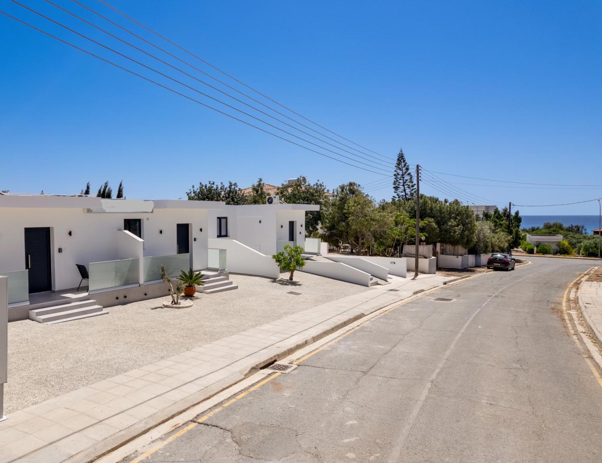 Villa Panatheon - Luxury 1 & 2 Bdr 300 Meters From Sandy Beach! Ayia Napa
